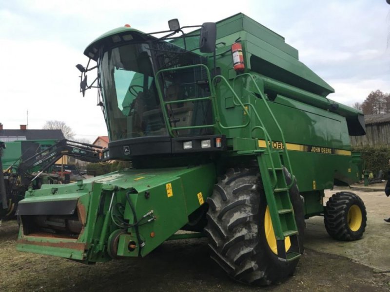 Oldtimer-Mähdrescher des Typs John Deere 2066, Neumaschine in Луцьк (Bild 1)