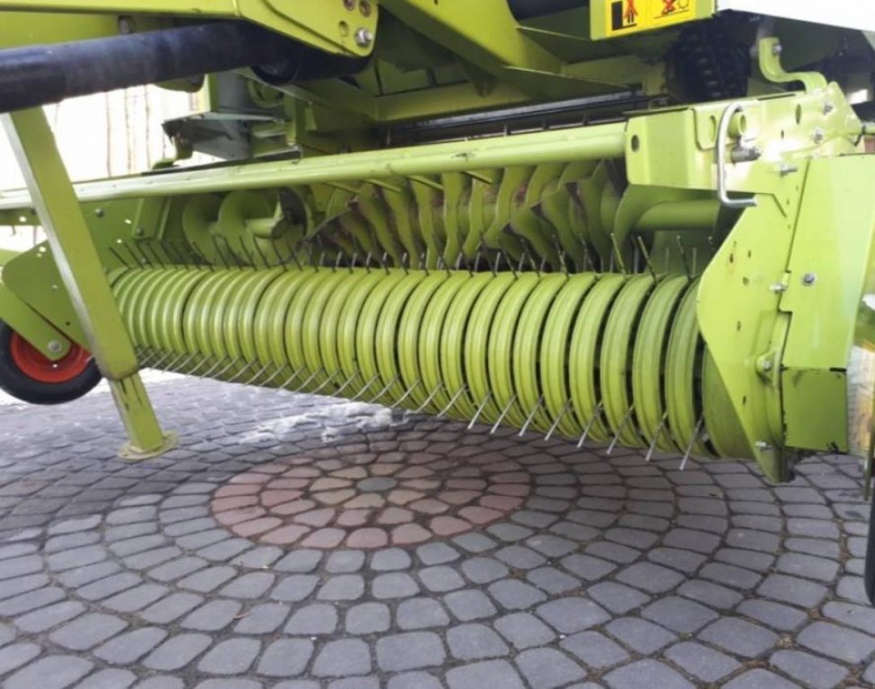 Rundballenpresse des Typs CLAAS Rollant 250 Roto Cut,  in Луцьк (Bild 2)