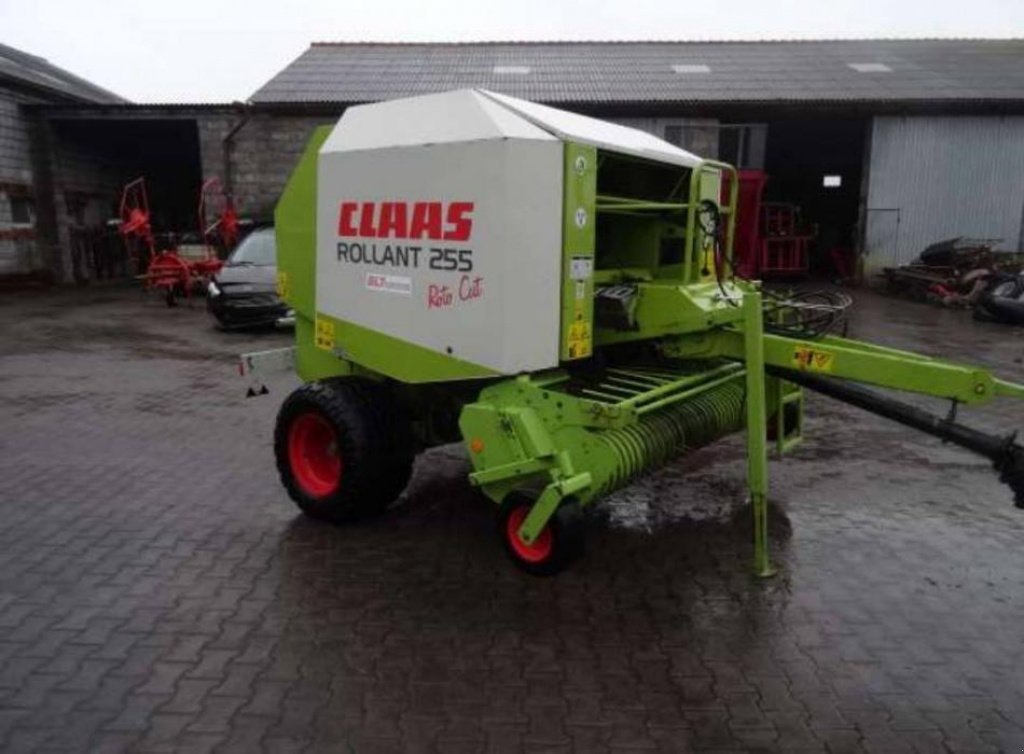 Rundballenpresse des Typs CLAAS Rollant 250 Roto Cut,  in Луцьк (Bild 1)