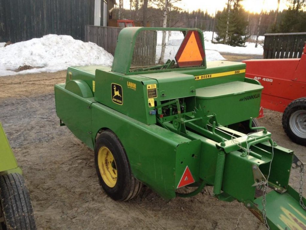 Hochdruckpresse des Typs John Deere 330,  in Луцьк (Bild 6)