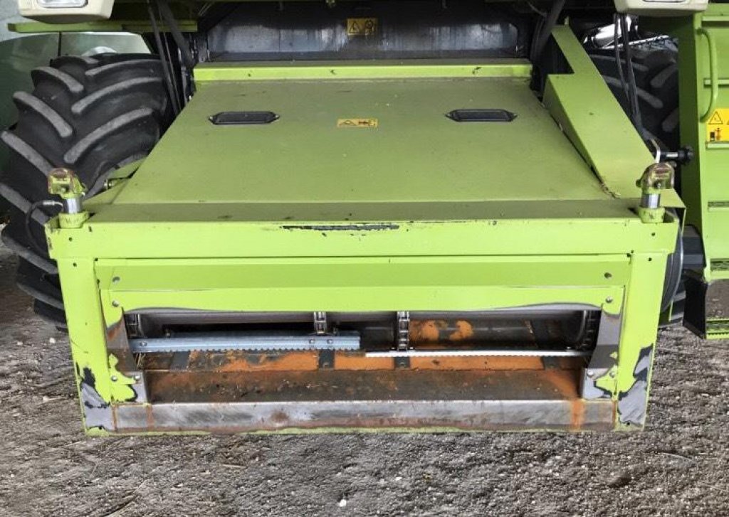 Oldtimer-Mähdrescher des Typs CLAAS Lexion 460, Neumaschine in Луцьк (Bild 5)