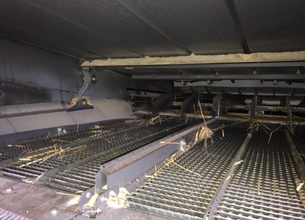 Oldtimer-Mähdrescher des Typs CLAAS Lexion 460, Neumaschine in Луцьк (Bild 6)