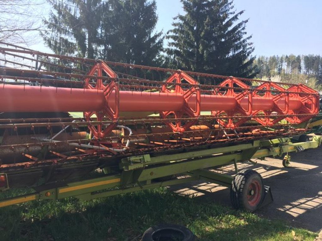 Oldtimer-Mähdrescher des Typs CLAAS Lexion 480, Neumaschine in Луцьк (Bild 3)