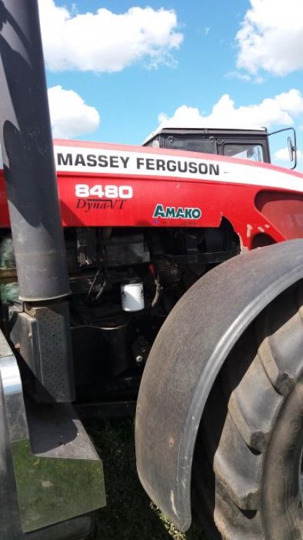 Oldtimer-Traktor des Typs Massey Ferguson 8480A Dyna-VT, Neumaschine in Харків (Bild 3)