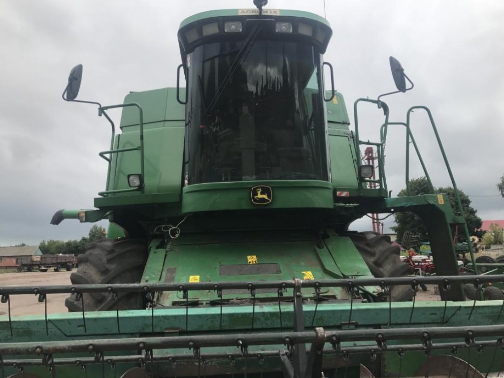 Oldtimer-Mähdrescher des Typs John Deere 9660 WTS, Neumaschine in Не обрано (Bild 2)