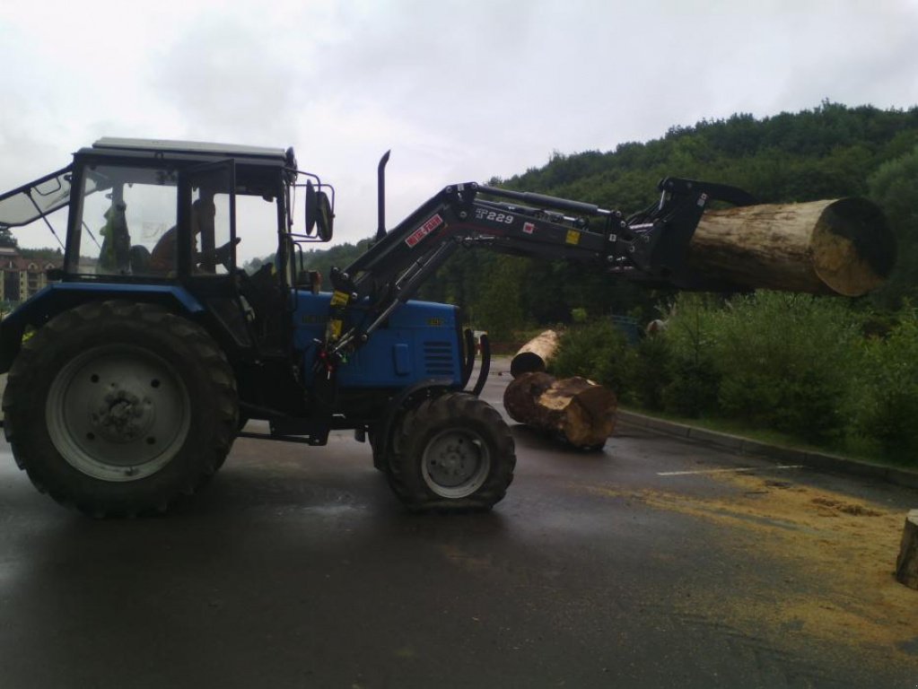 Frontlader des Typs Metal-Fach Т229-D15, Neumaschine in Львів (Bild 8)