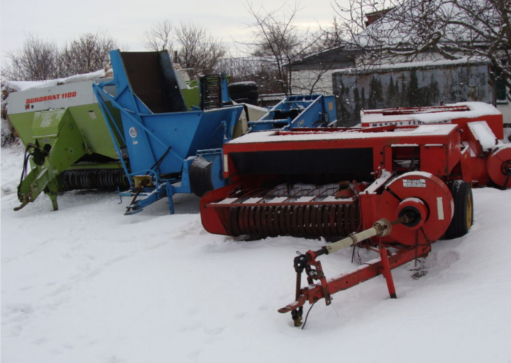 Hochdruckpresse des Typs Massey Ferguson 120,  in Золотоноша (Bild 1)