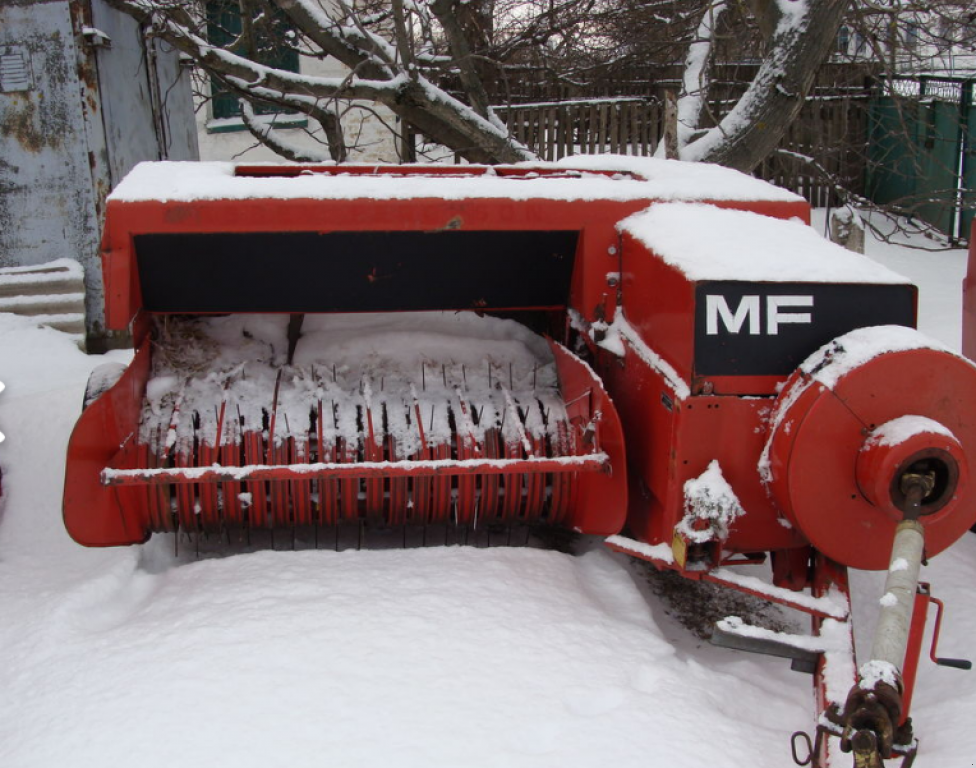 Hochdruckpresse des Typs Massey Ferguson 120,  in Золотоноша (Bild 3)