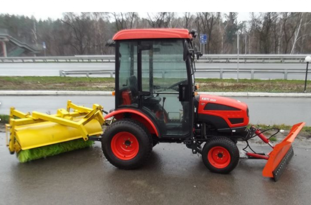 Hopfentraktor des Typs LOVOL TE 244, Neumaschine in Київ (Bild 4)