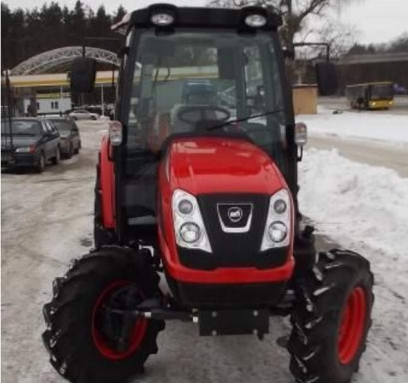 Hopfentraktor des Typs Kioti NX45C, Neumaschine in Київ (Bild 3)