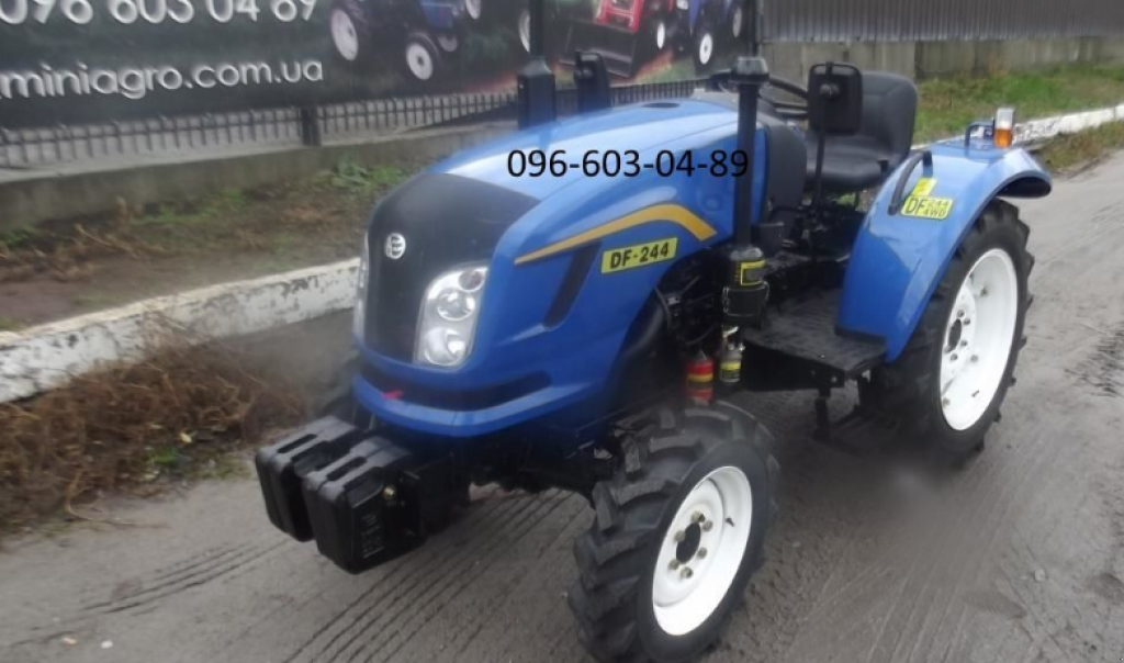 Hopfentraktor des Typs Dong Feng DF 244D, Neumaschine in Київ (Bild 1)