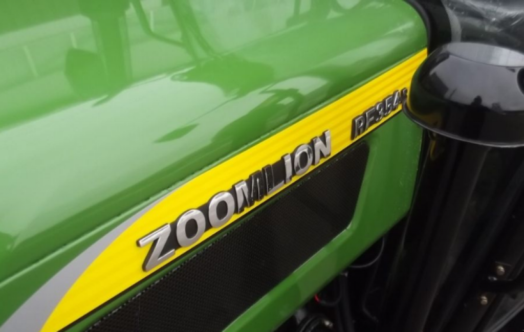 Hopfentraktor des Typs Zoomlion RF-354B, Neumaschine in Київ (Bild 4)