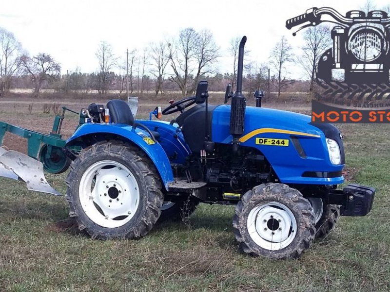 Hopfentraktor des Typs Dong Feng DF 244, Neumaschine in Білогородка (Bild 1)