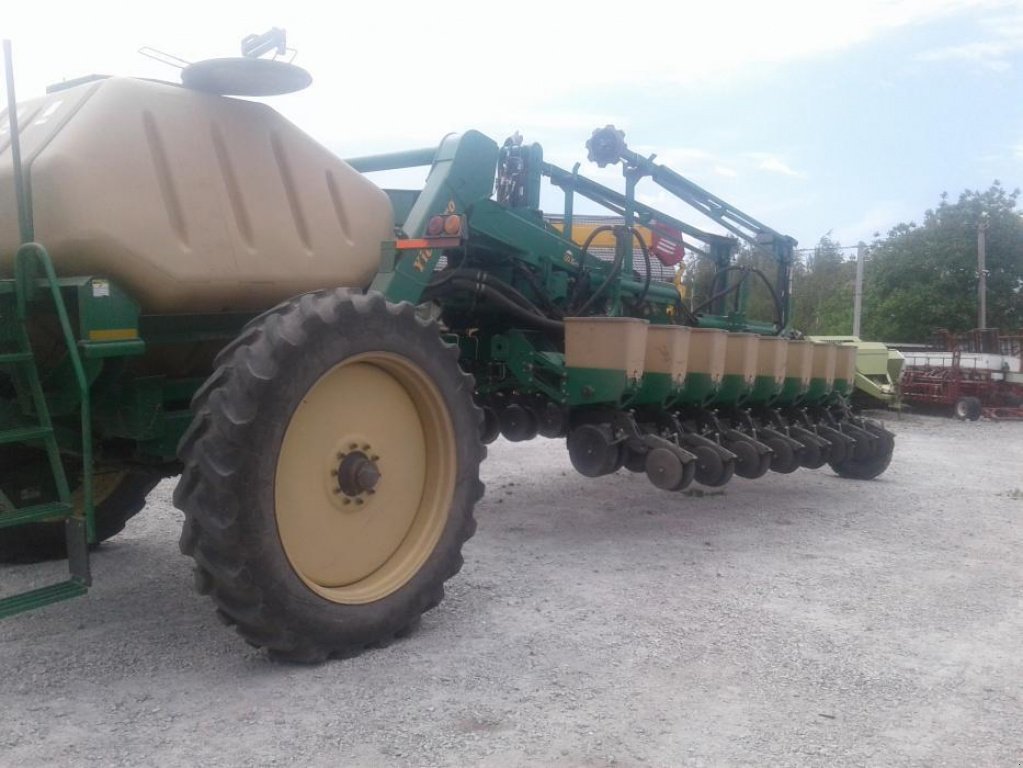 Gareeggenfelder des Typs Great Plains YP-1630, Gebrauchtmaschine in Дніпропетровськ (Bild 1)