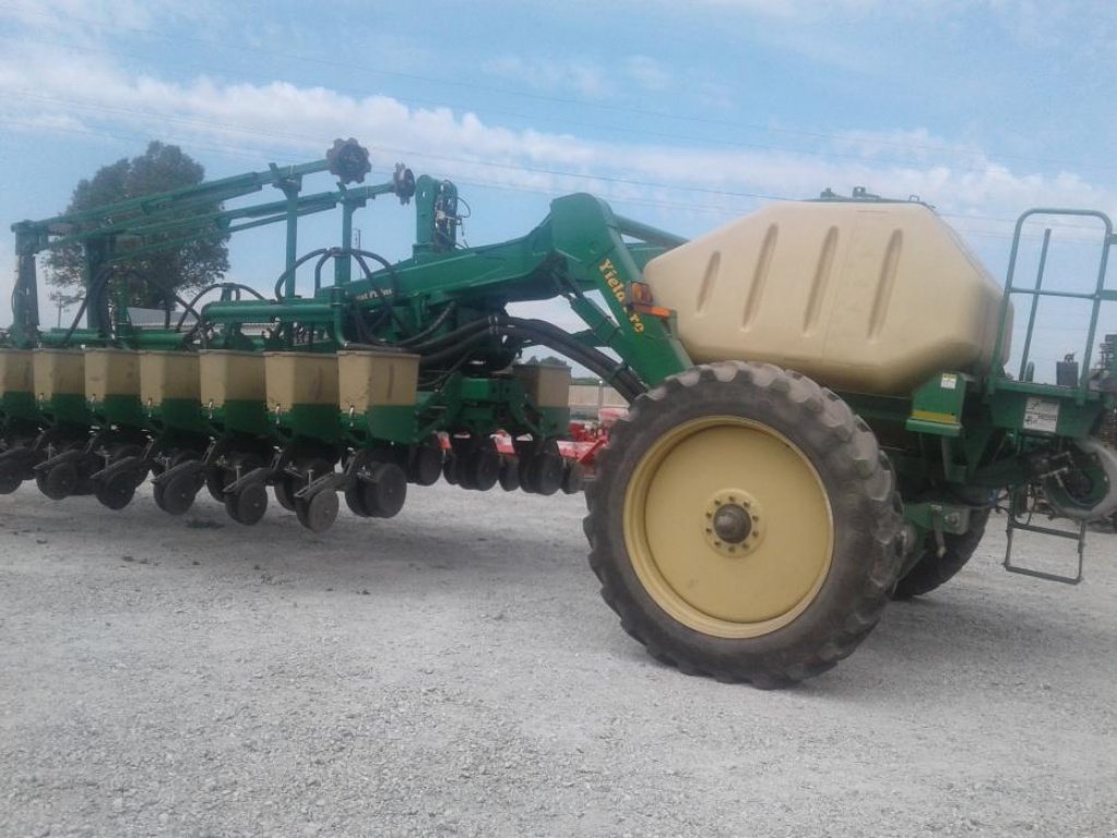 Gareeggenfelder des Typs Great Plains YP-1630, Gebrauchtmaschine in Дніпропетровськ (Bild 3)