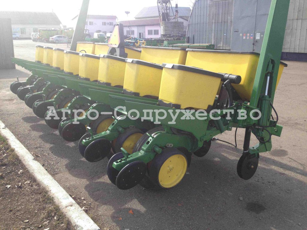 Sämaschine des Typs John Deere 7200,  in Одеса (Bild 1)