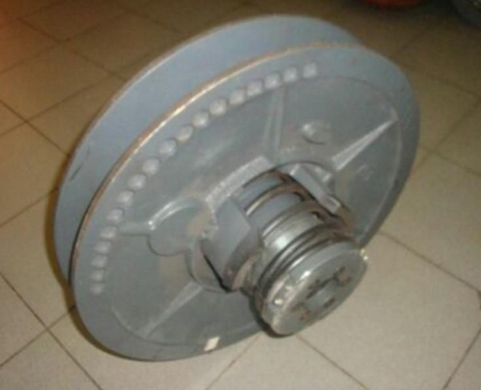 Oldtimer-Mähdrescher des Typs CLAAS 580, Gebrauchtmaschine in Володарка (Bild 1)