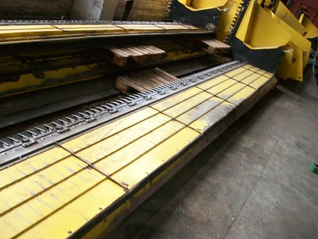 Rapsschneidwerk des Typs Biso Integral CX 100, Gebrauchtmaschine in Володарка (Bild 1)