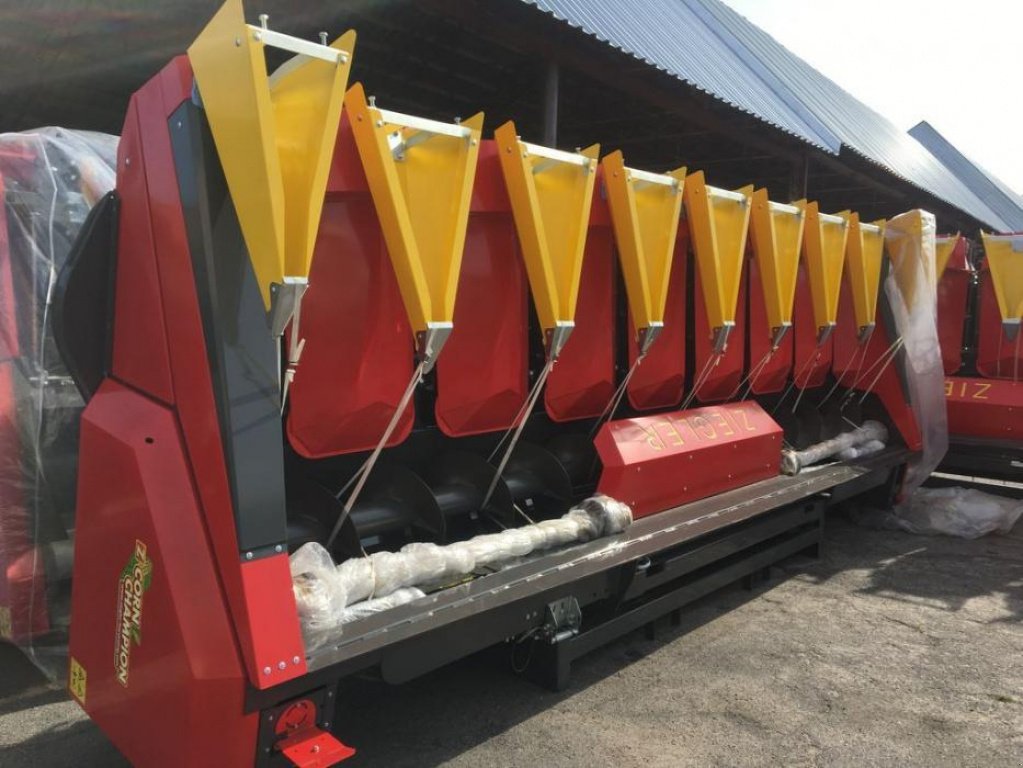 Maispflückvorsatz des Typs Ziegler Corn Champion C12S, Gebrauchtmaschine in Володарка (Bild 5)