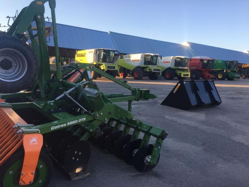 Wiesenegge des Typs Amazone Catros 5002-2TS, Gebrauchtmaschine in Володарка (Bild 3)