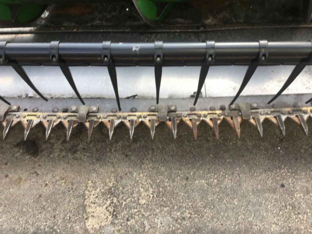Schneidwerk des Typs John Deere 925F, Gebrauchtmaschine in Володарка (Bild 3)