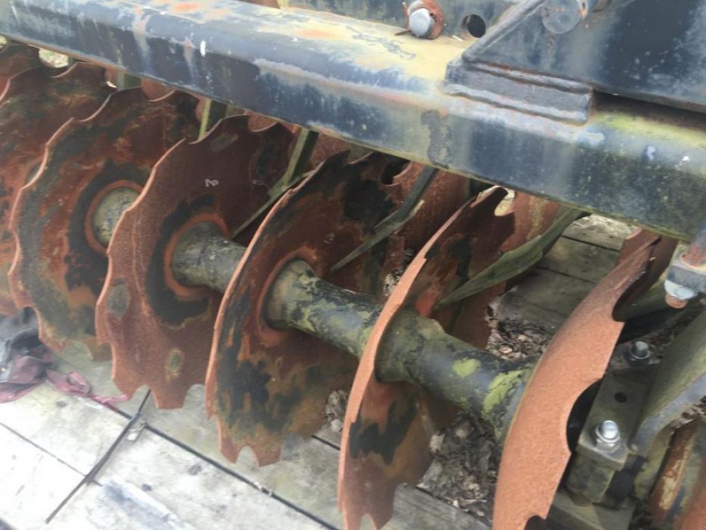 Spatenpflug des Typs Gregoire-Besson Sunrise, Gebrauchtmaschine in Володарка (Bild 4)