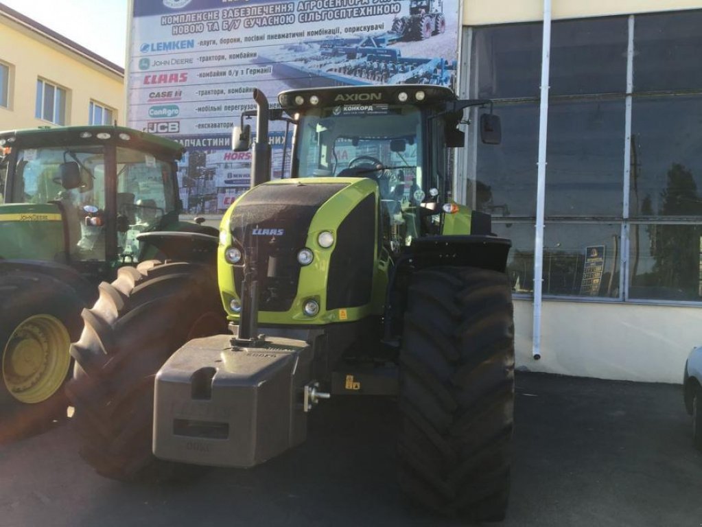 Oldtimer-Traktor des Typs CLAAS Axion 930, Neumaschine in Володарка (Bild 7)