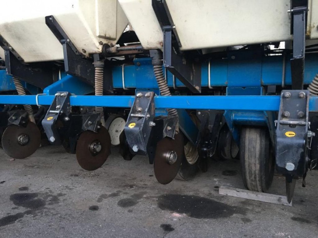 Gareeggenfelder des Typs Kinze 3000, Gebrauchtmaschine in Володарка (Bild 4)