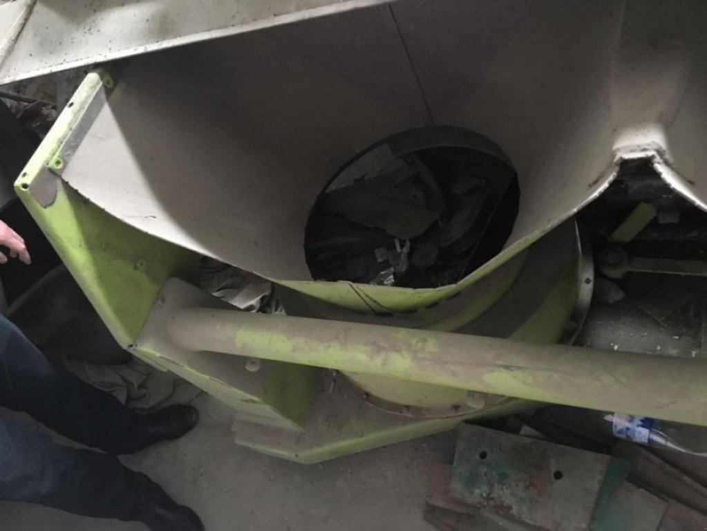 Oldtimer-Mähdrescher des Typs CLAAS Lexion 480, Gebrauchtmaschine in Володарка (Bild 7)