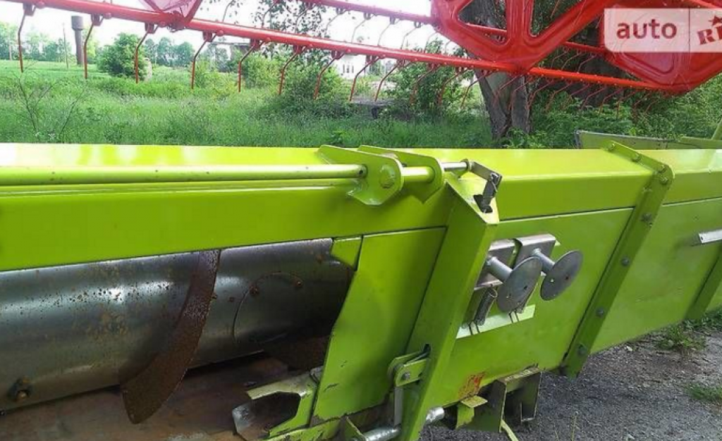 Schneidwerk des Typs CLAAS Vario 750,  in Тернопіль (Bild 10)