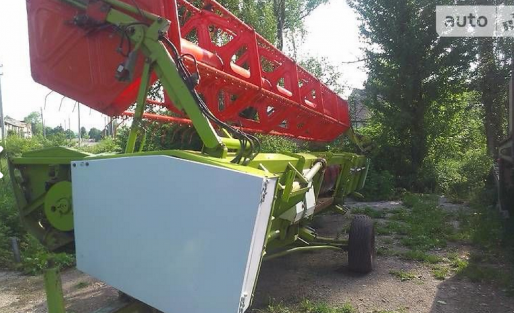 Schneidwerk des Typs CLAAS Vario 750,  in Тернопіль (Bild 2)
