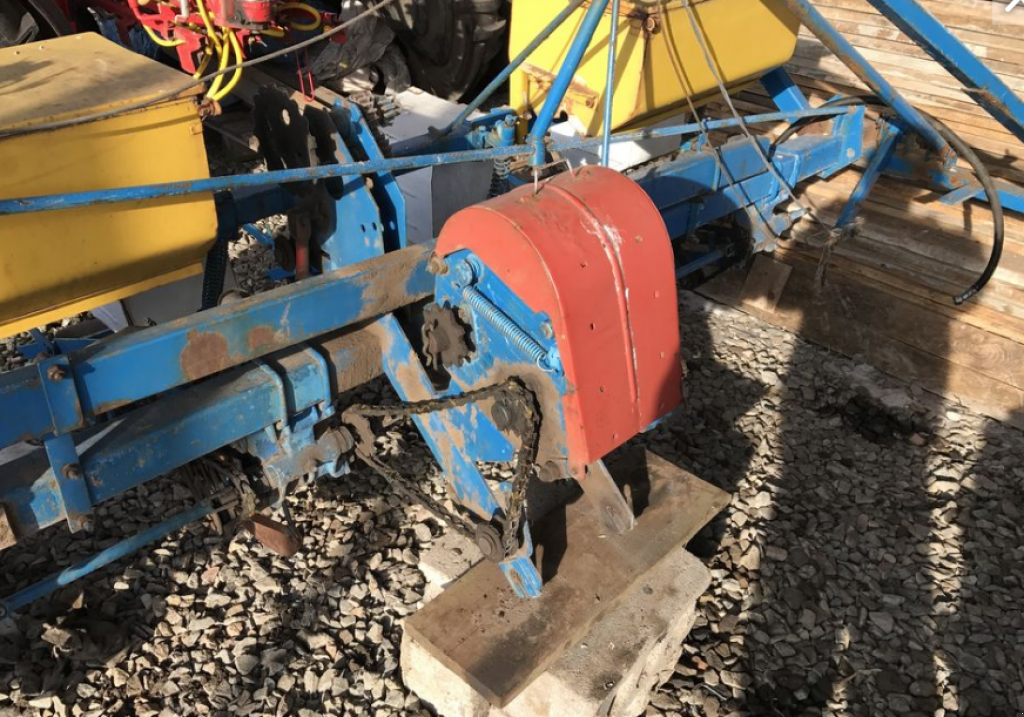 Sämaschine des Typs CHERVONA ZIRKA СУПН-8,  in Дніпропетровськ (Bild 5)