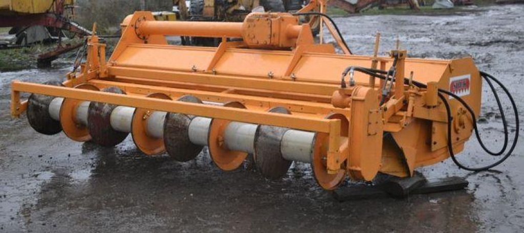 Dammformer des Typs Struik 4,  in Демидівка (Bild 1)