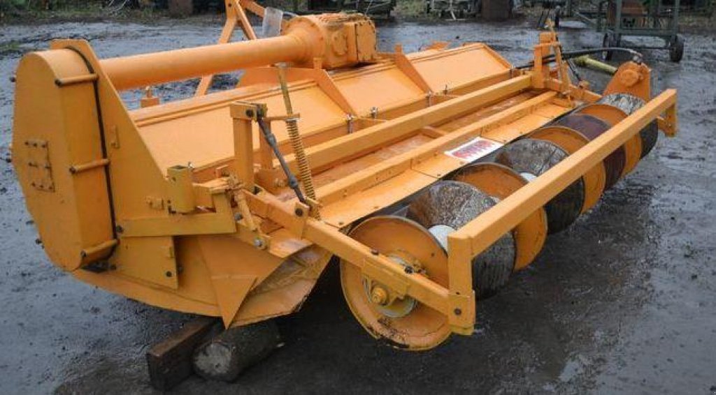 Dammformer des Typs Struik 4,  in Демидівка (Bild 7)