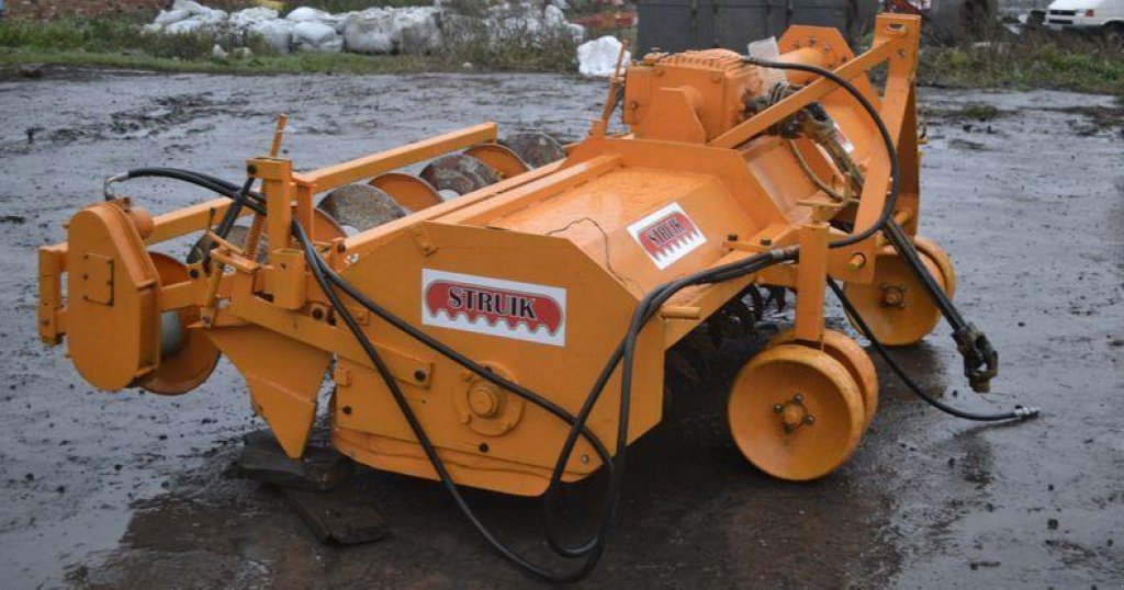 Dammformer des Typs Struik 4,  in Демидівка (Bild 8)