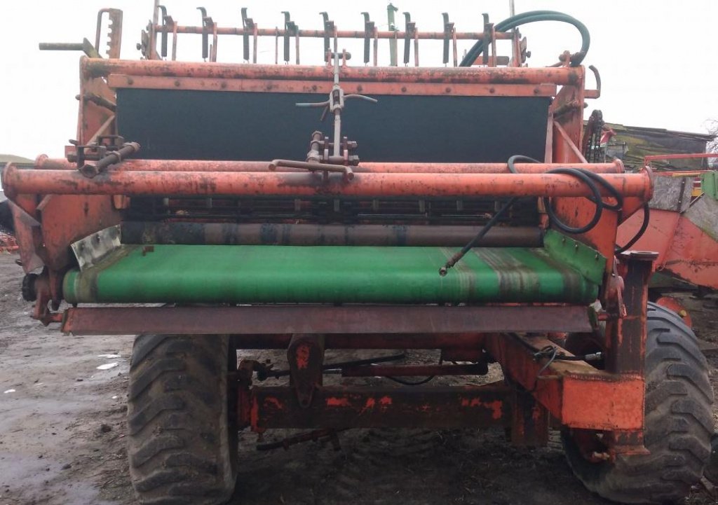 Kartoffelvollernter des Typs AMAC E2,  in Демидівка (Bild 2)