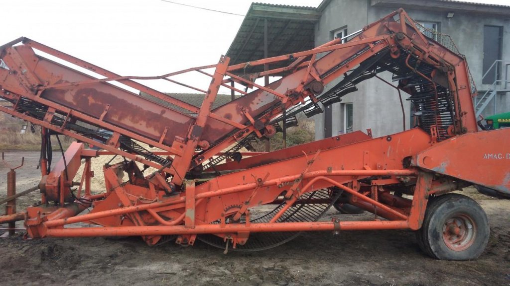 Kartoffelvollernter des Typs AMAC D2,  in Демидівка (Bild 8)