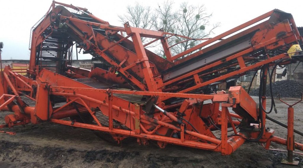 Kartoffelvollernter des Typs AMAC D2,  in Демидівка (Bild 2)