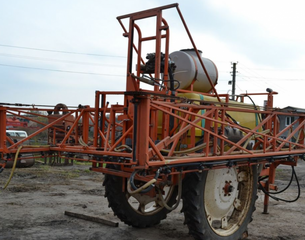 Weinbauspritze des Typs Douven 2500,  in Демидівка (Bild 4)