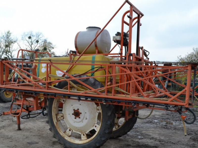 Weinbauspritze des Typs Douven 2500,  in Демидівка (Bild 1)