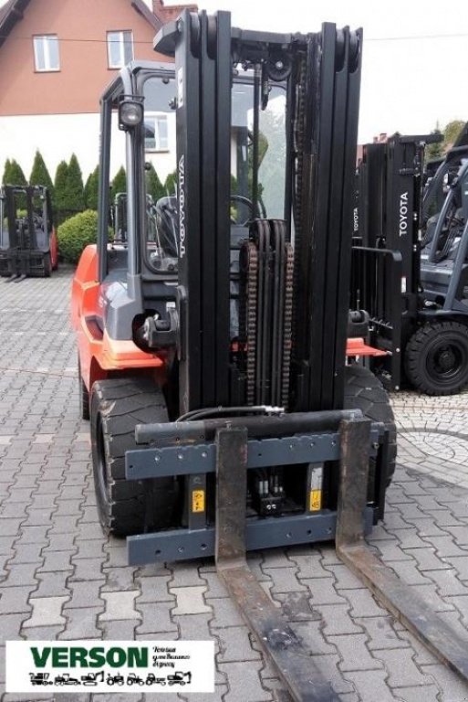 Gabelstapler des Typs Toyota 02-7FD45, Neumaschine in Київ (Bild 4)