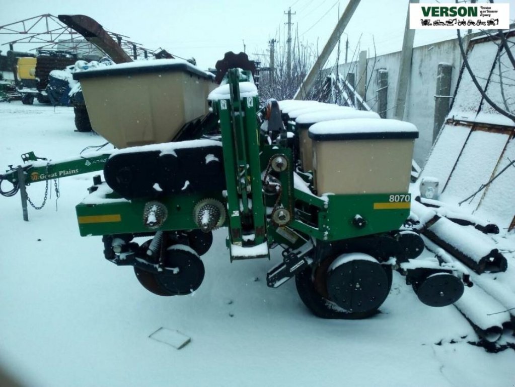 Gareeggenfelder des Typs Great Plains PD 80-70,  in Київ (Bild 2)