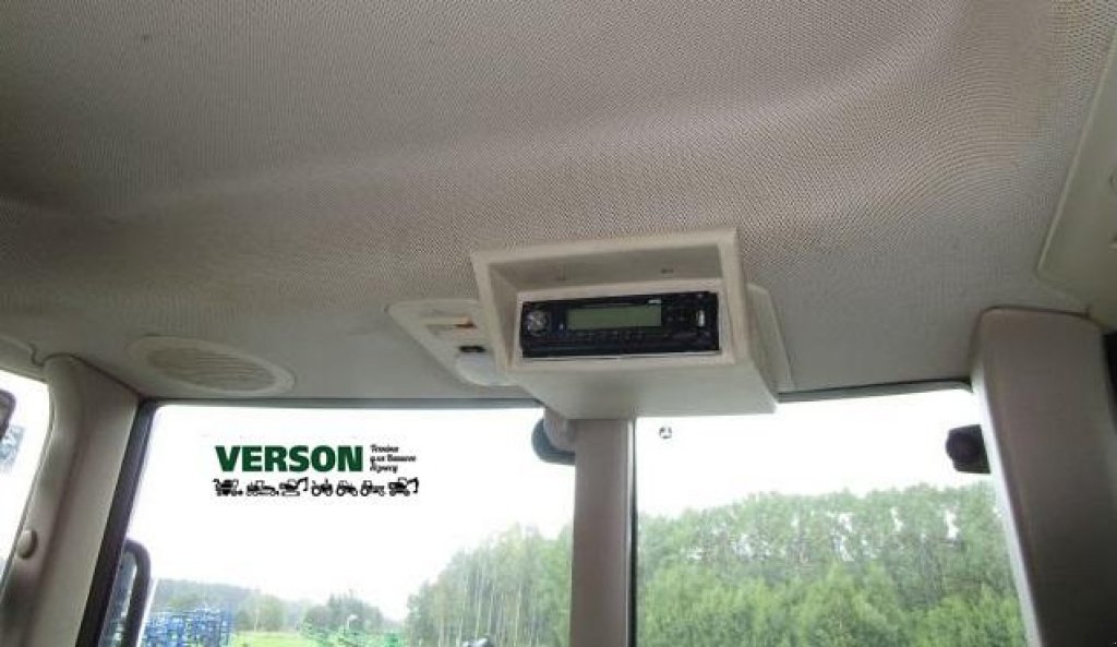 Oldtimer-Traktor des Typs John Deere 6230, Neumaschine in Київ (Bild 6)