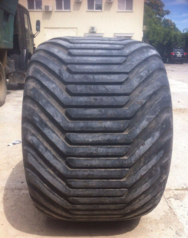 Reifen des Typs Alliance 800/45-26,5,  in Житомир (Bild 1)