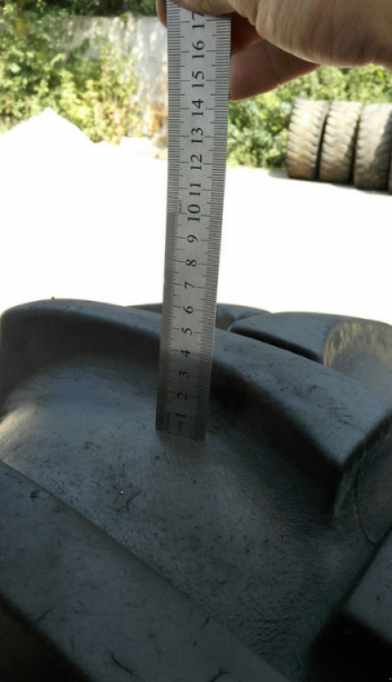 Reifen des Typs Continental 14.9/80-24,  in Житомир (Bild 4)