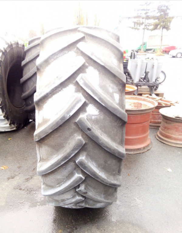 Reifen des Typs Continental 650/75 R 32.00,  in Житомир (Bild 2)