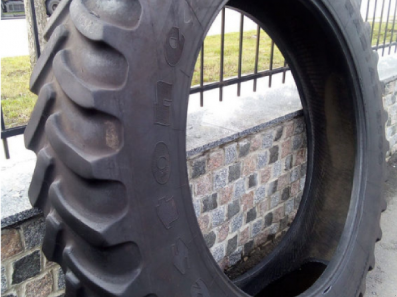 Reifen des Typs Firestone 380/105R50,  in Житомир (Bild 1)