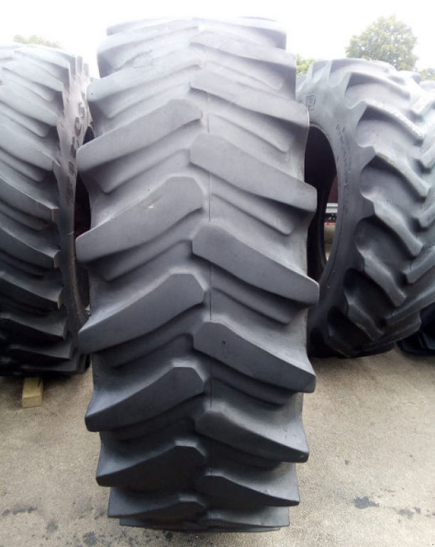 Reifen des Typs Firestone 520/85R42 (20.8R42),  in Житомир (Bild 2)