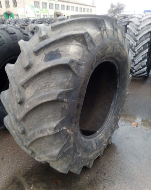 Reifen des Typs GoodYear 520/85R42.00 (20.8R42),  in Житомир (Bild 1)