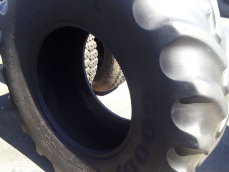 Reifen des Typs GoodYear 600/70R30.00,  in Житомир (Bild 1)